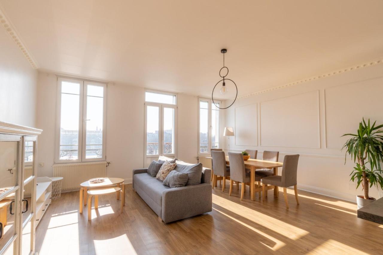 Duplex Reims Gare Centre Arenaアパートメント エクステリア 写真